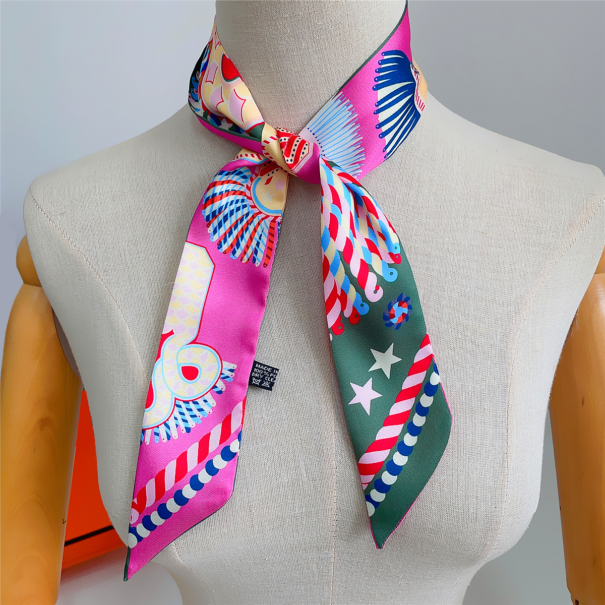 Brand Design Twill 100% Silk S - Silk Neck Scarf avis et prix