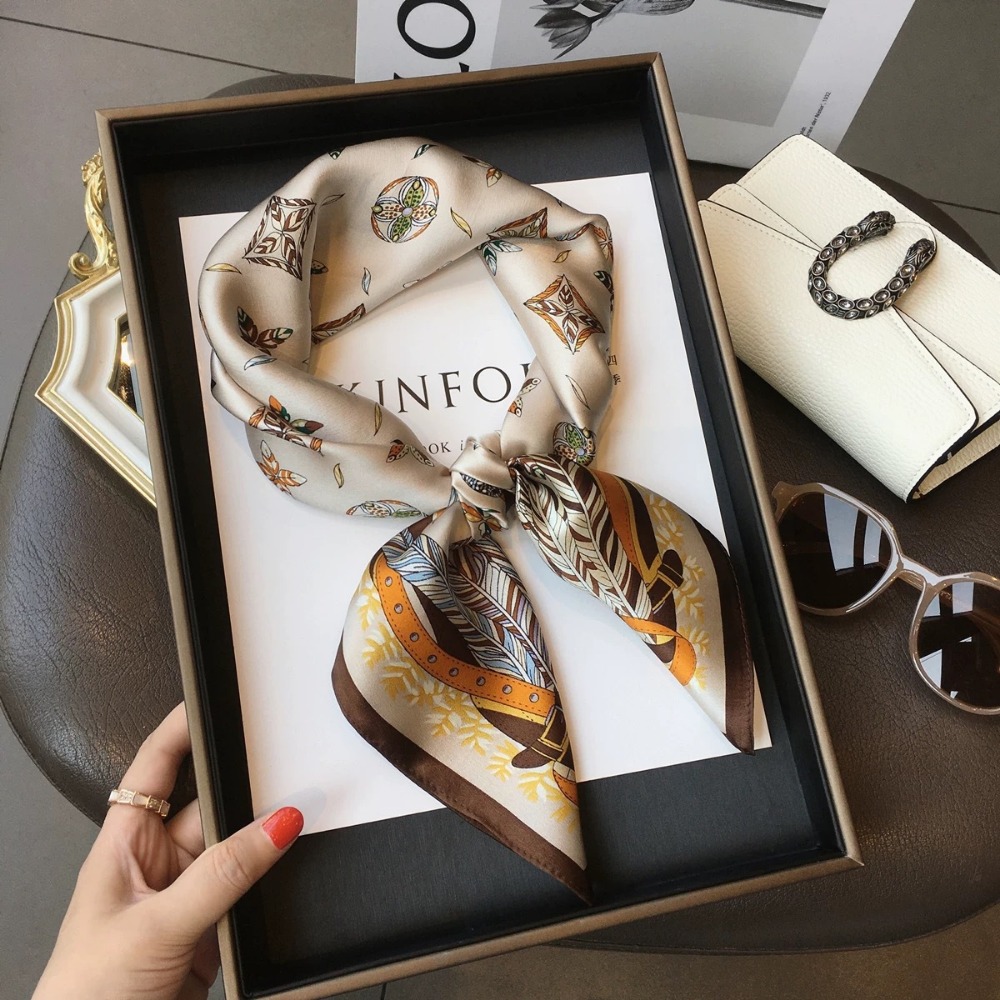 Fashion Satin Square Scarf for - Silk Neck Scarf avis et prix