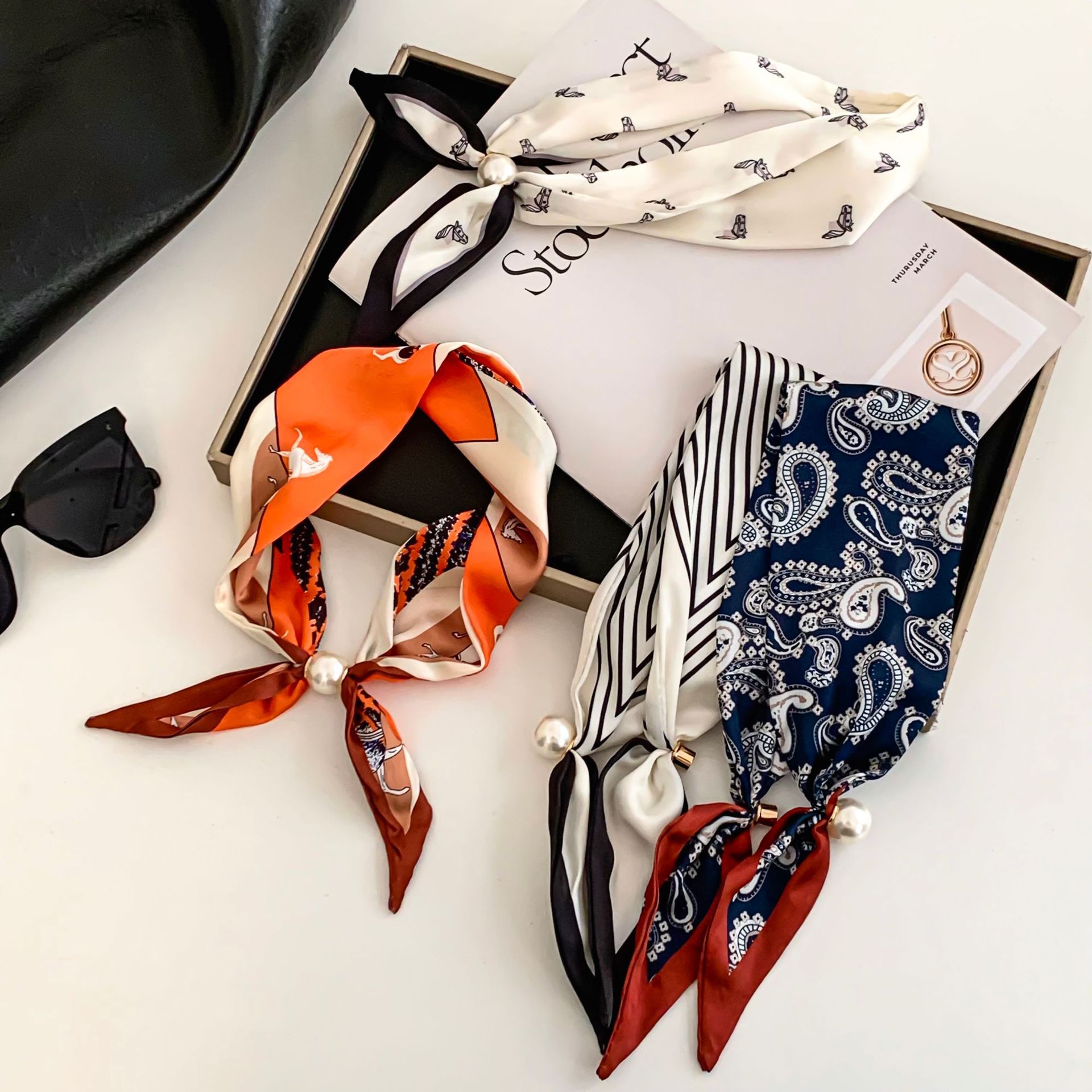 Cashew Flower Silk Scarf Effor - Silk Neck Scarf avis et prix