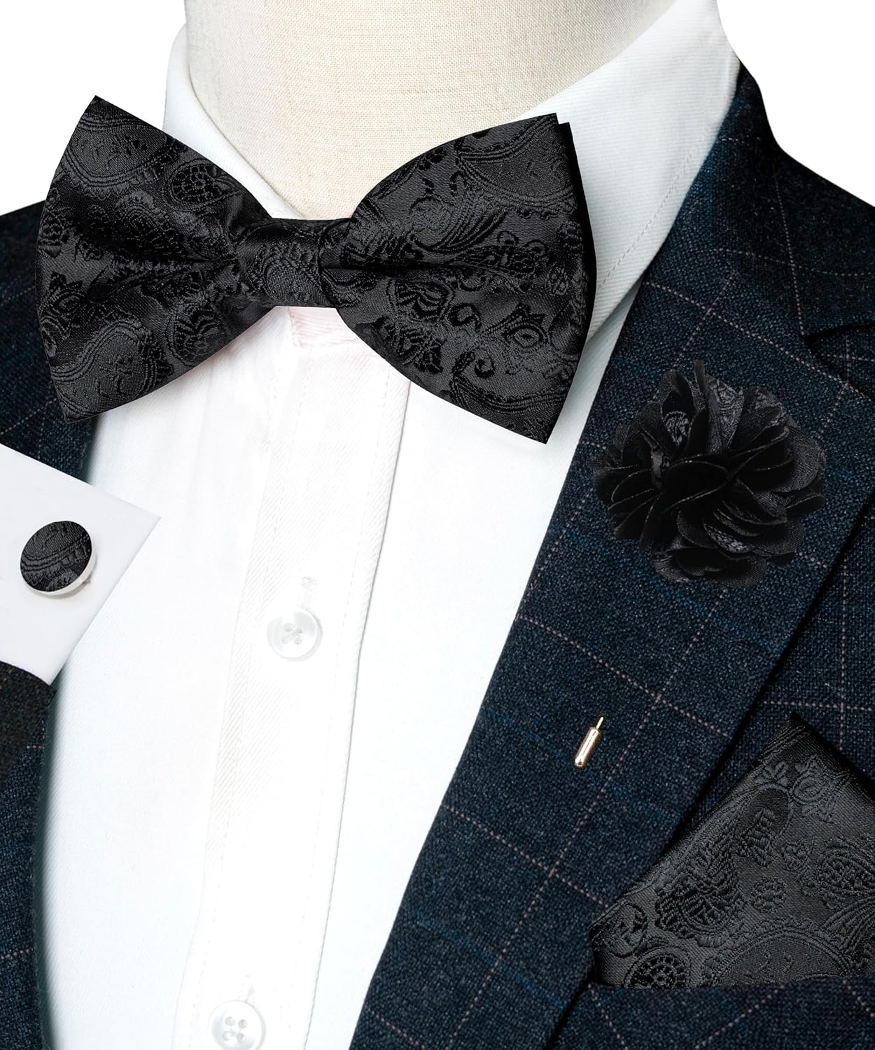 Paisley Pre-tied Bow Tie and P - Pocket Square Set avis et prix