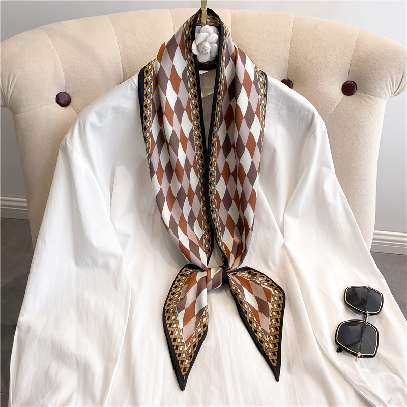 Fashion Print Long Silk Scarf  - Ascot Neck Scarf avis et prix