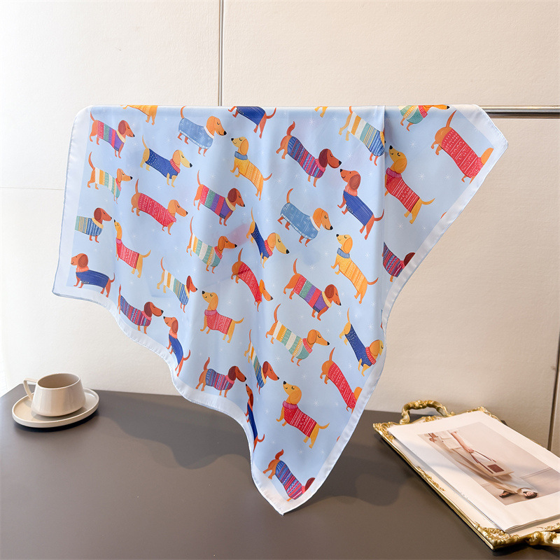 Ladies Cotton Dog Printed Squa - Bandana Cotton avis et prix